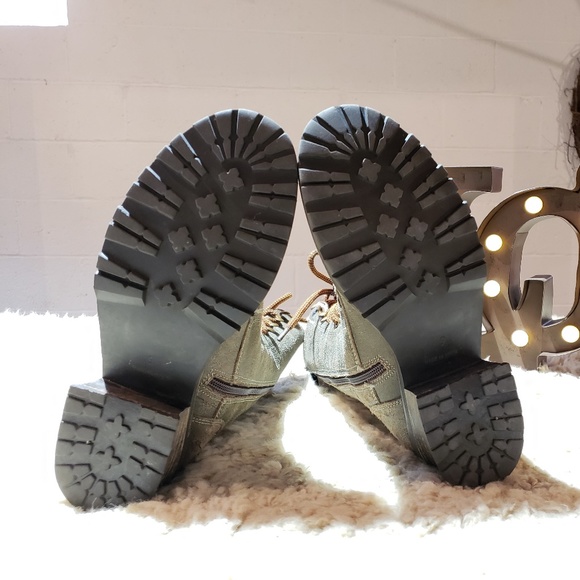 Jeffrey Campbell Military Combat Boots Tan Suede - Picture 6 of 8